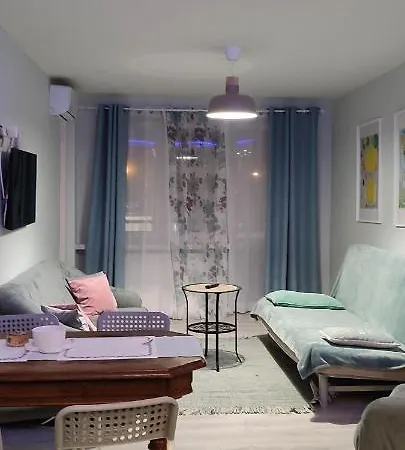 Appartement Centrum Warszawy - Center The Places, Metro Centrum & Swietokrzyska, Partial View Of The Palace Of Culture Varsovie