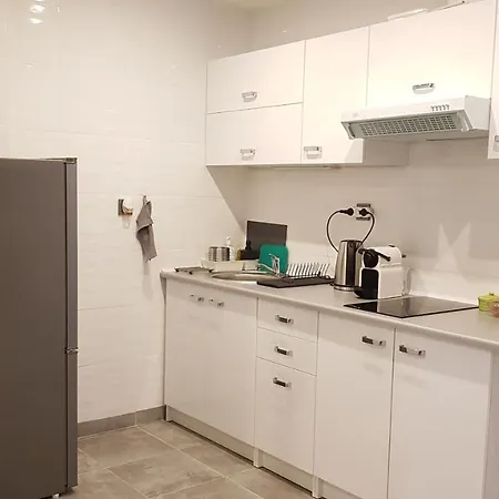 Centrum Warszawy - Center The Places, Metro Centrum & Swietokrzyska, Partial View Of The Palace Of Culture *