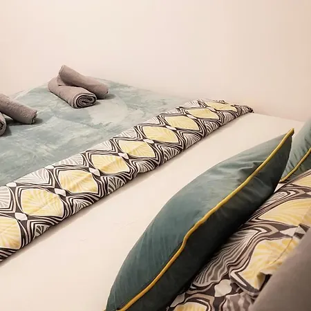 Centrum Warszawy - Center The Places, Metro Centrum & Swietokrzyska, Partial View Of The Palace Of Culture Apartment